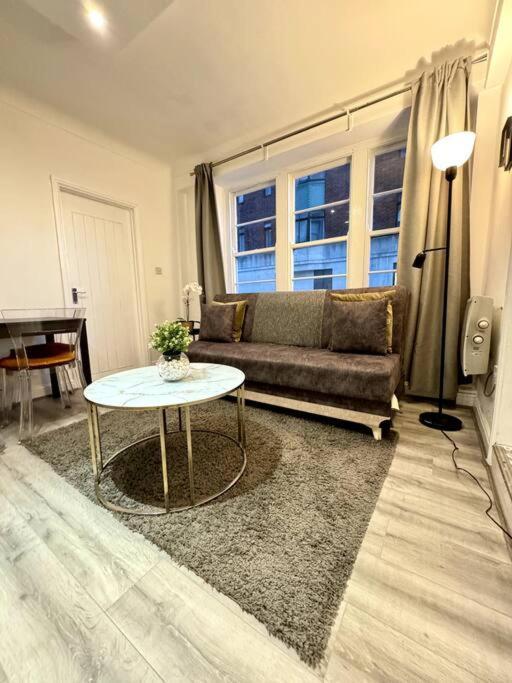 Centrally-Located Gem In Marble Arch, London Exterior photo